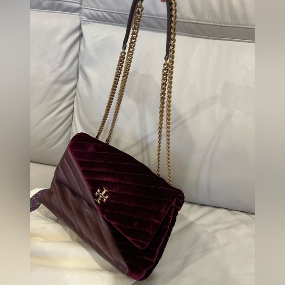 Tory Burch Kira Chevron Velvet Convertible Shoulder Bag - Picture 14 of 16